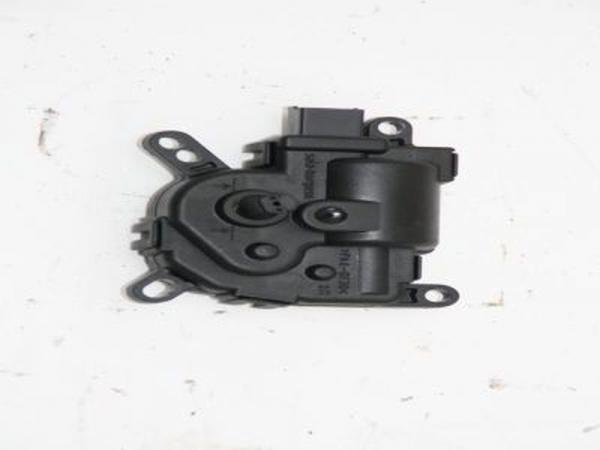 Stellmotor Heizung 1S7H19B634CA Ford MONDEO 4