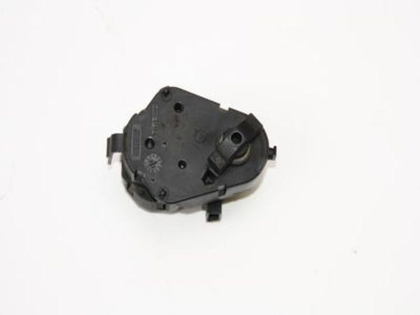 Stellmotor Heizung 69303039 BMW 5er Touring E61