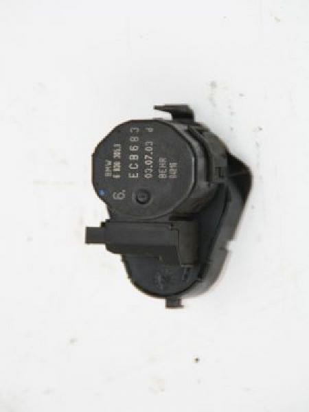 Stellmotor Heizung 69303059 BMW 5er Touring E61