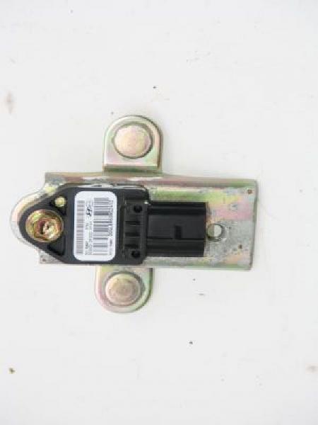 Airbag Sensor rechts 959202F000 Kia CERATO