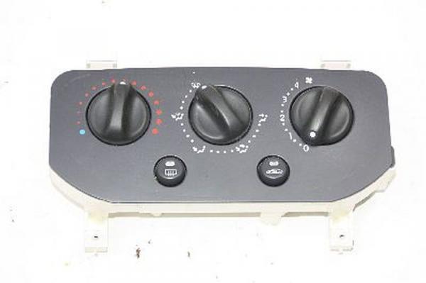 Schalter Heizung 7701047548 Renault CLIO 2