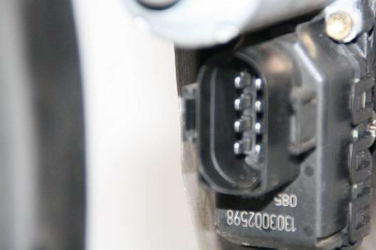 Fensterheber elektrisch hinten rechts 4B5839754C Audi A6 4B C5