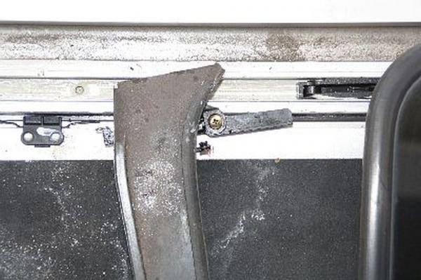 Türscharnier Mercedes CITAN KASTEN 415 4157400237 Hecktür links 12-2014 gebraucht 1