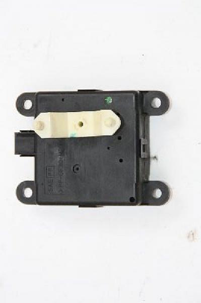 Ansaugkrümmer Nissan MICRA 2 K11 92-98 140014F100 1,0 40 KW 54 PS Benzin 02-1998 gebraucht 2