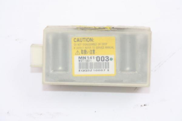 Airbag Sensor rechts MN141003 Mitsubishi LANCER 7 KOMBI CS