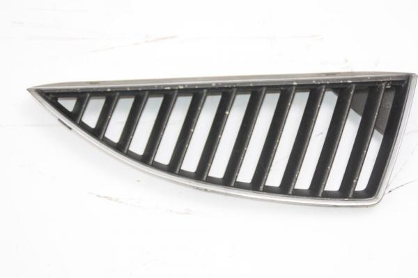 Frontgrill MN126474 Mitsubishi LANCER 7 KOMBI CS