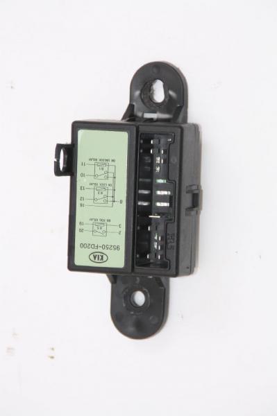 Relais 95250FD200 Kia RIO I Kombi DC