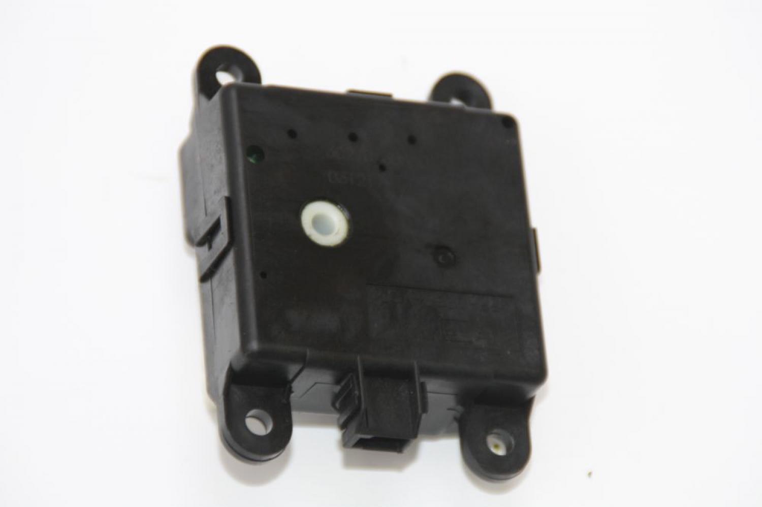 Stellmotor Heizung 3C270 Nissan ALMERA Tino