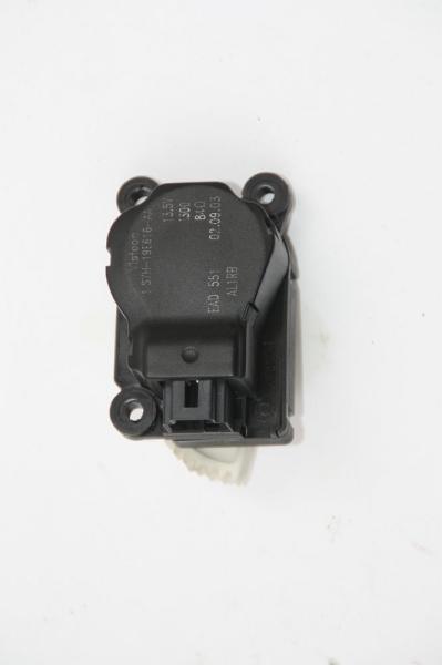 Stellmotor Heizung 1S7H19E616AA Ford MONDEO 3 STH