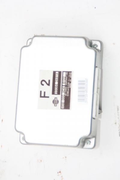 Steuergerät Karosserie 330843X41A Nissan NAVARA D40