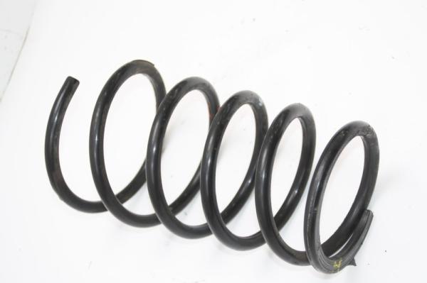 Feder hinten rechts 550208H762 Nissan X-TRAIL 1