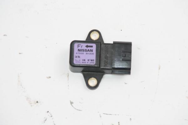 Airbag Sensor links 479308H300 Nissan X-TRAIL 1