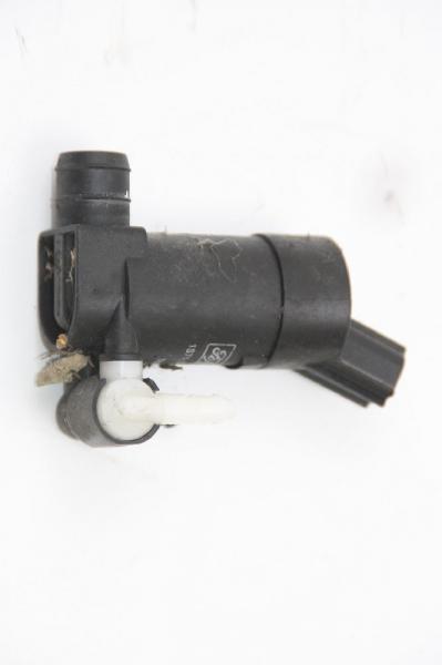 Scheibenwischerwasserpumpe 1S7117K624FE Ford FOCUS 2 DA