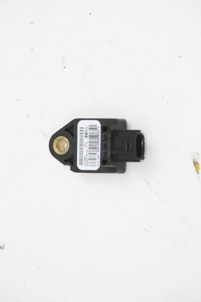 Airbag Sensor links 959202F100 Kia CERATO