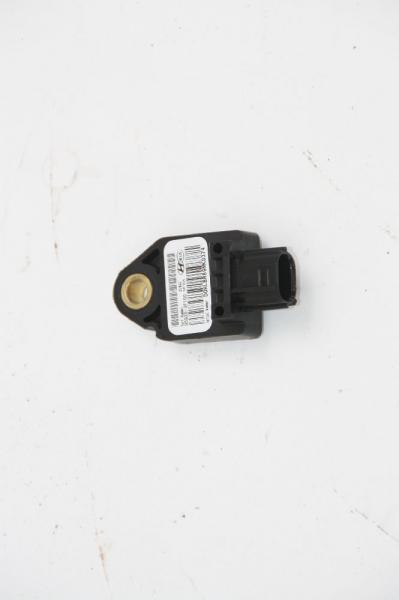 Airbag Sensor rechts 959202F100 Kia CERATO