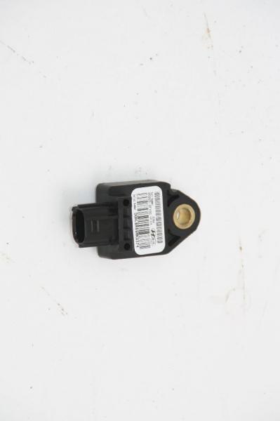 Airbag Sensor rechts 959202F100 Kia CERATO