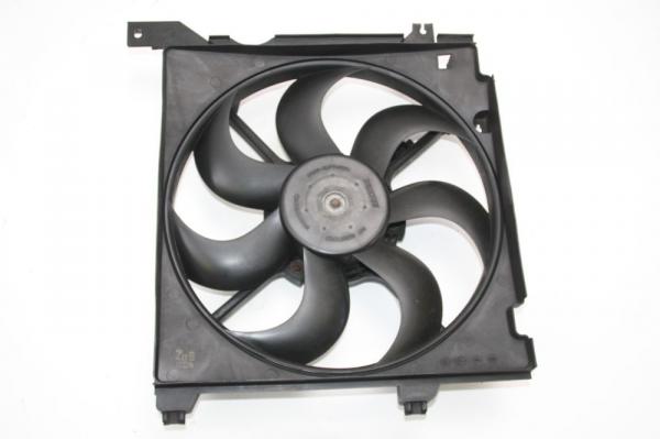 Ventilator (am Kühler) 253802F100 Kia CERATO