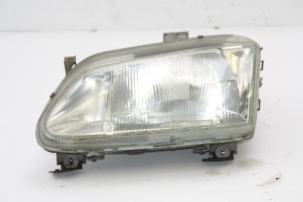 Scheinwerfer links 7701040682 Renault MEGANE 1 BA