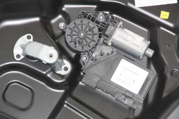 Fensterheber elektrisch hinten rechts 7L0959704 VW TOUAREG 1 7L