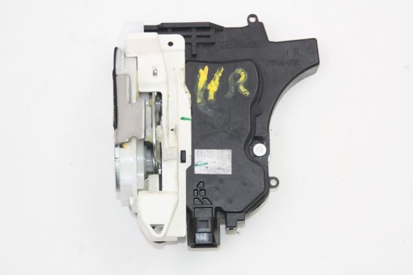 Türschloß hinten rechts 5745A094 Mitsubishi L 200 4 KB4T