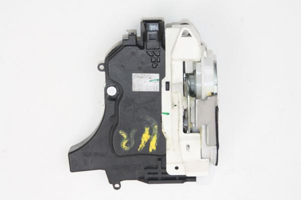 Türschloß hinten rechts 5745A094 Mitsubishi L 200 4 KB4T