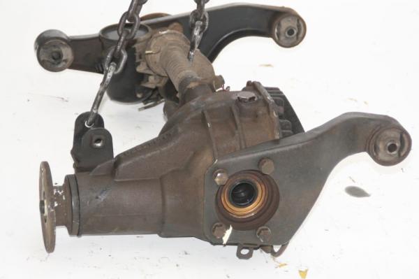 Achse vorn MR357873 Mitsubishi PAJERO 3 V60