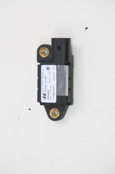 Airbag Sensor rechts 959203A600 Hyundai TRAJET