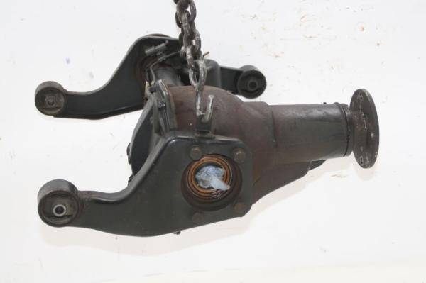 Achse vorn MR548646 Mitsubishi PAJERO 3 V60