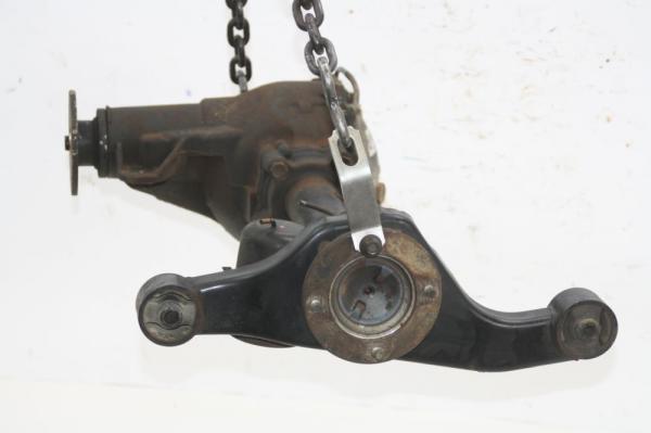 Achse vorn MR357873 Mitsubishi PAJERO 3 V60