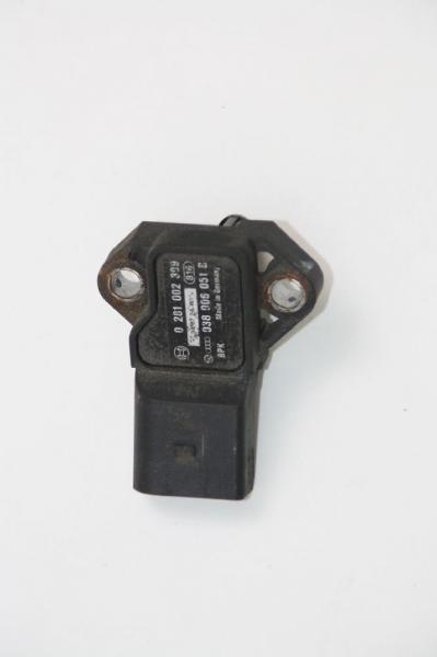 Querlenker hinten links VW GOLF PLUS 1K0505223K 1,6 07-2005 gebraucht 2