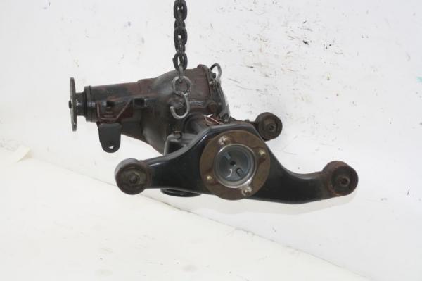 Achse vorn MR357873 Mitsubishi PAJERO 3 V60