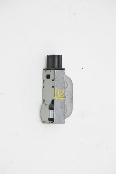Airbag Sensor rechts FA8H3021210050 Nissan X-TRAIL 1