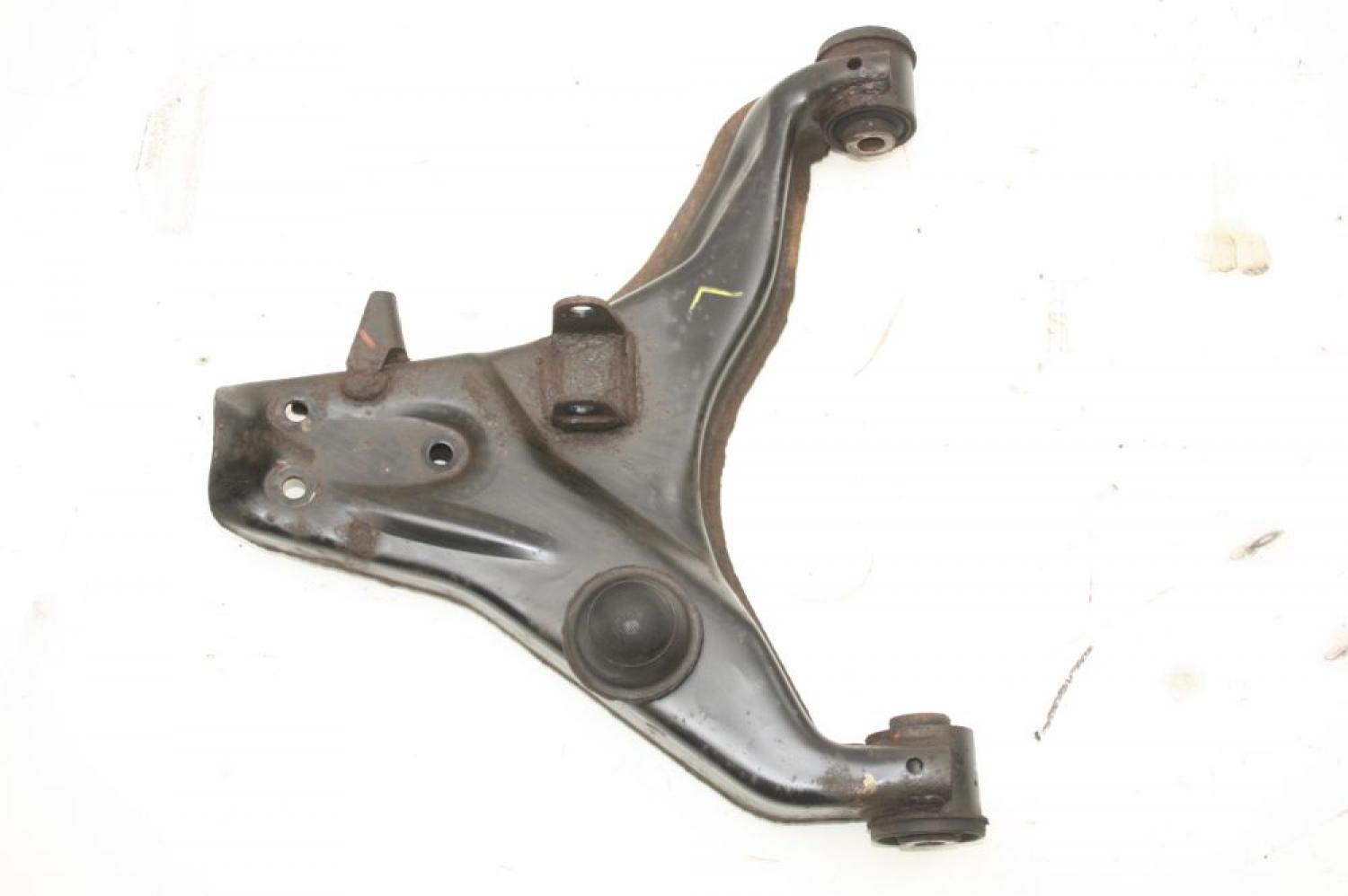 Querlenker vorn links 4013A329 Mitsubishi L 200 4 KB4T