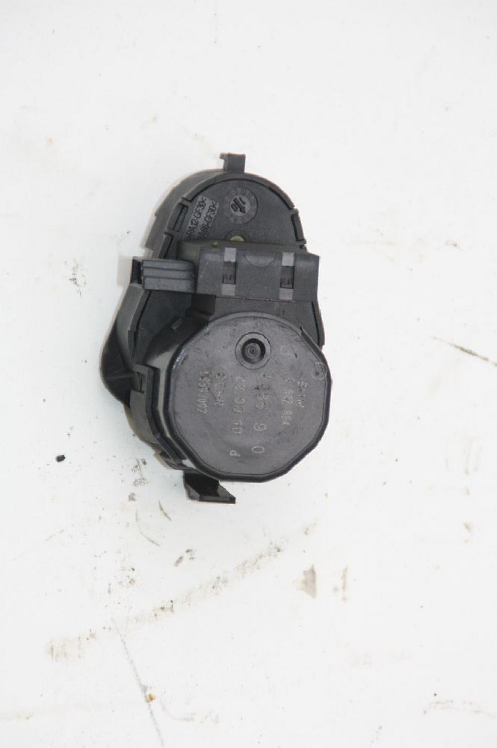 Stellmotor Heizung 6942994 BMW 5er Touring E61