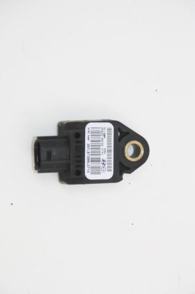 Airbag Sensor rechts 959203K100 Hyundai SONATA 5 NF