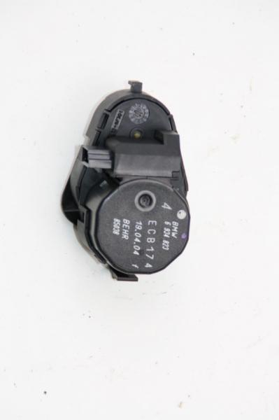 Stellmotor Heizung 6934823 BMW X3 E83
