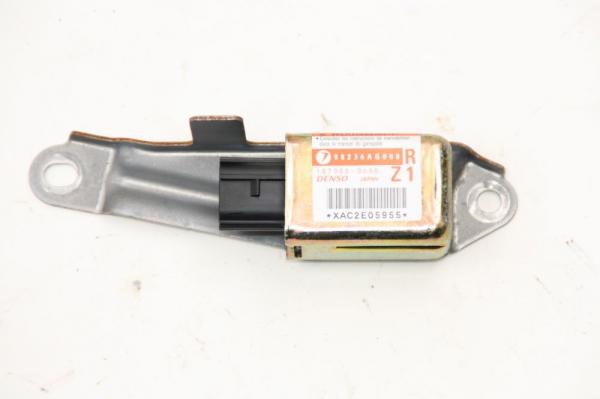 Airbag Sensor rechts 98236AG000R Subaru LEGACY 4 SW