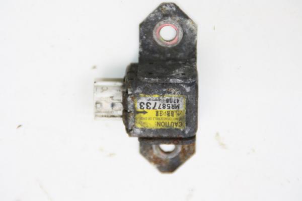 Airbag Sensor rechts MR587733 Mitsubishi OUTLANDER 1