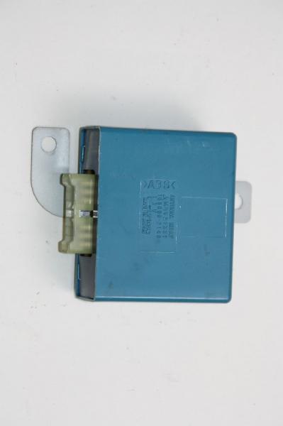 Steuergerät Karosserie MB921337 Mitsubishi PAJERO 3 V60