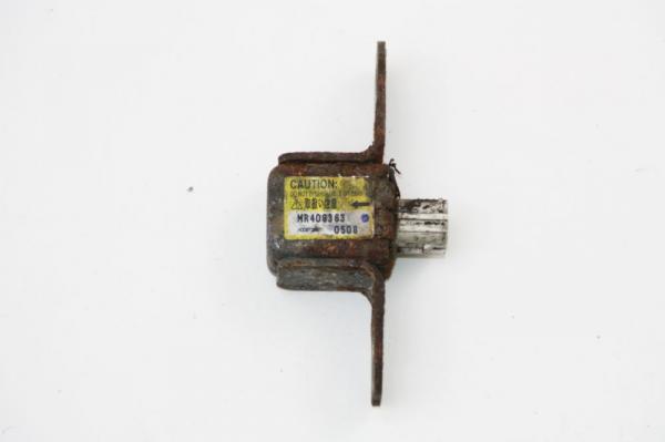 Airbag Sensor links MR409363 Mitsubishi PAJERO 3 V60