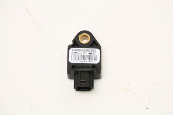 Airbag Sensor hinten rechts 959202V100 Hyundai SONATA 5 NF