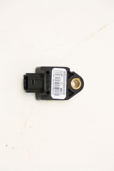 Airbag Sensor hinten rechts 959202V100 Hyundai SONATA 5 NF