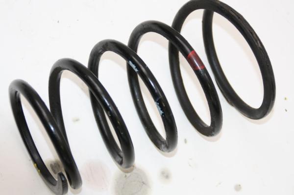Feder hinten rechts 550208H762 Nissan X-TRAIL 1
