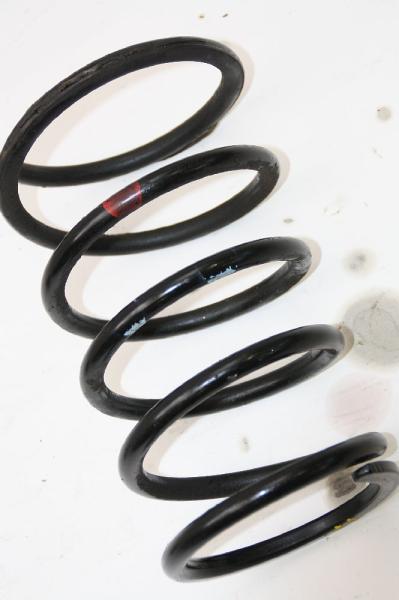 Feder hinten rechts 550208H762 Nissan X-TRAIL 1