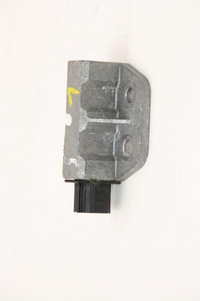 Airbag Sensor links FB8H3022010372 Nissan X-TRAIL 1