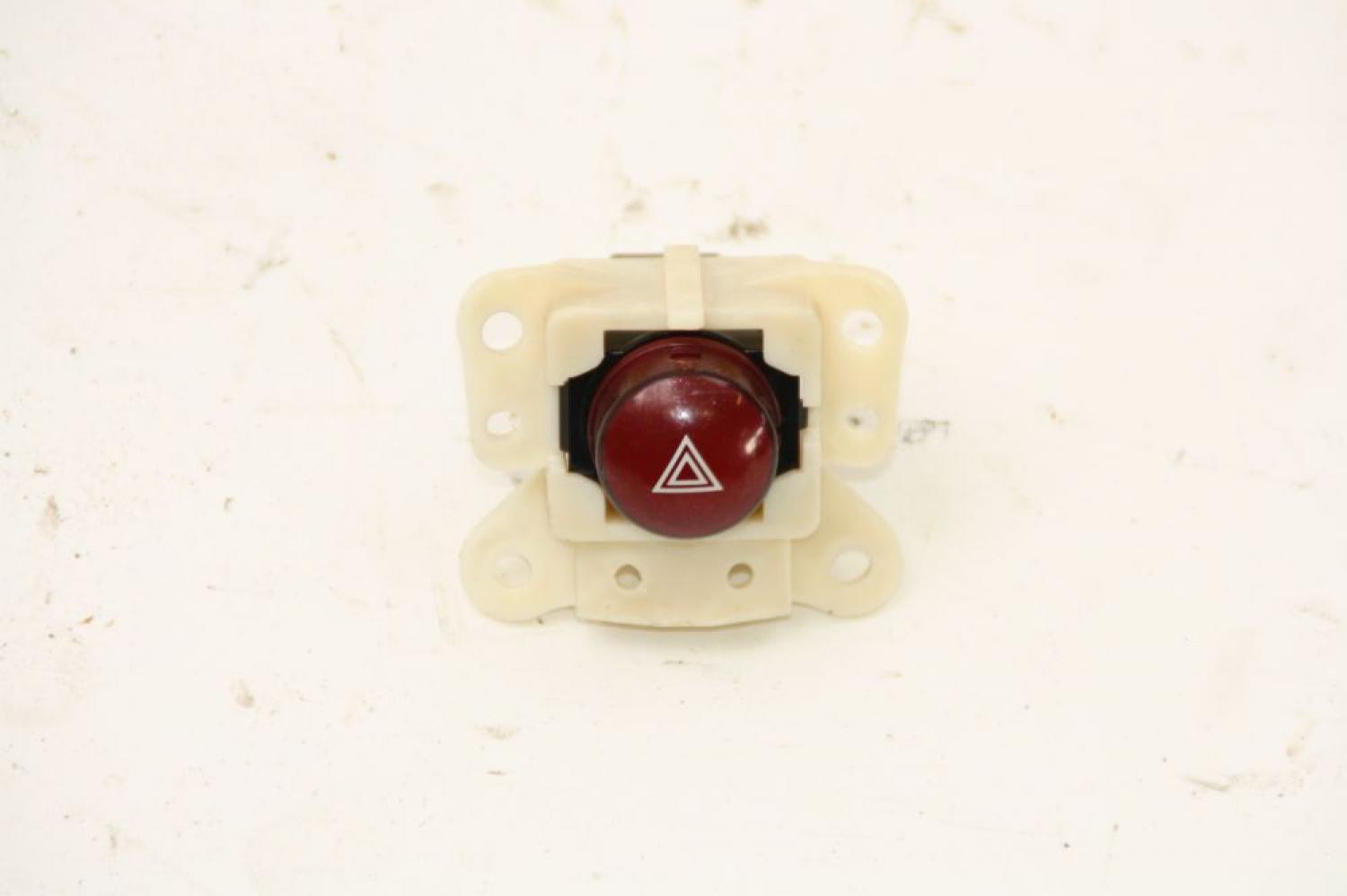 Schalter Warnblink MN123974 Mitsubishi L 200 4 KB4T