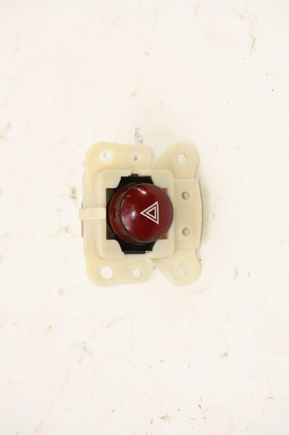 Schalter Warnblink MN123974 Mitsubishi L 200 4 KB4T