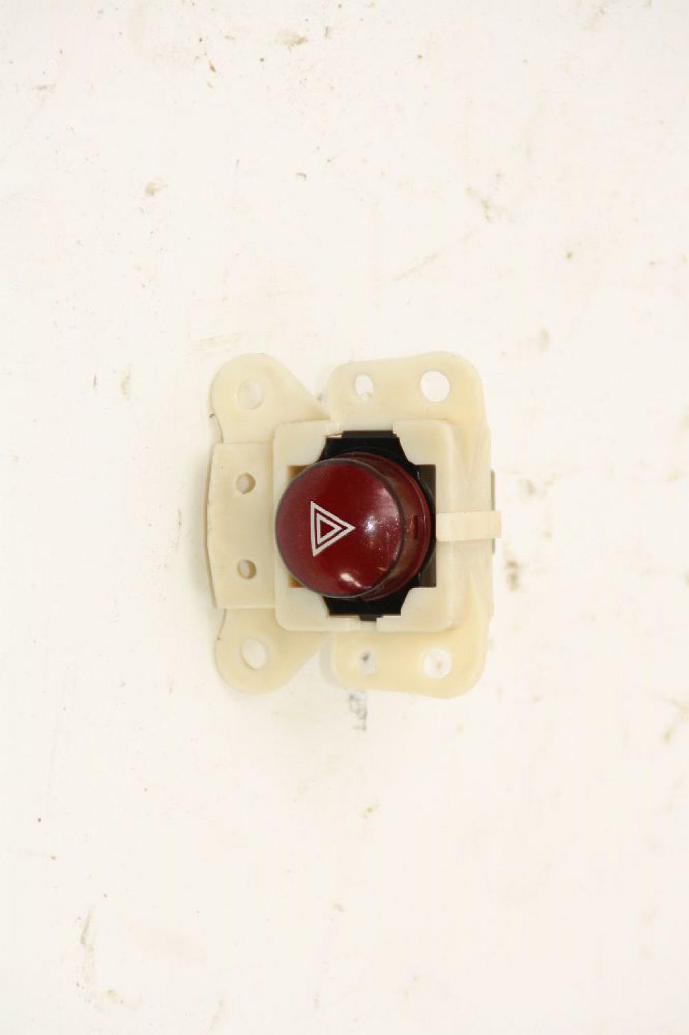 Schalter Warnblink MN123974 Mitsubishi L 200 4 KB4T
