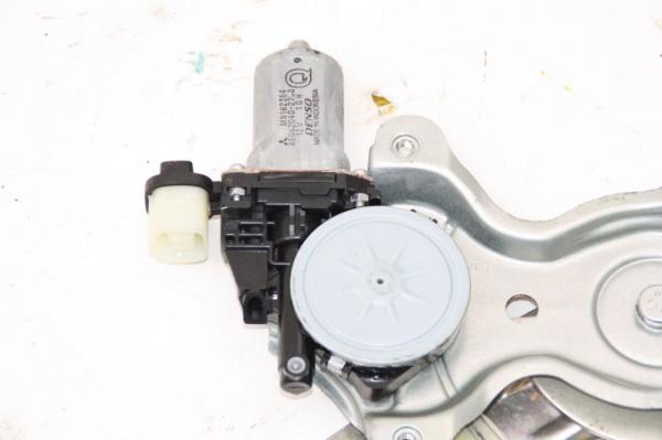 Fensterheber elektrisch hinten links MN182354 Mitsubishi L 200 4 KB4T
