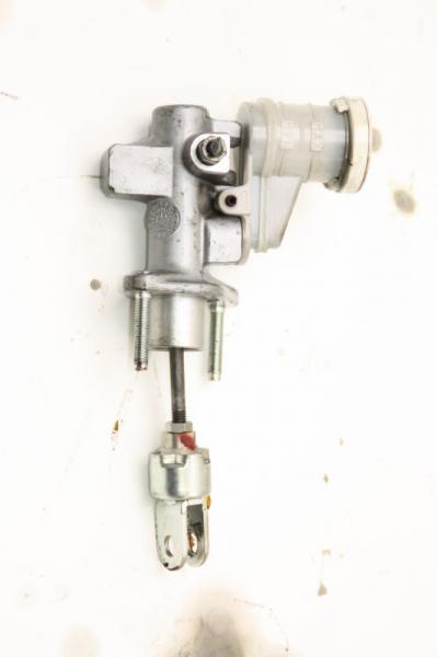 Kupplung - Geberzylinder 2345A015 Mitsubishi L 200 4 KB4T